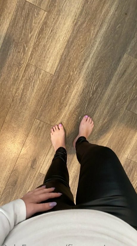 fingers toes soles free hot onlyfans