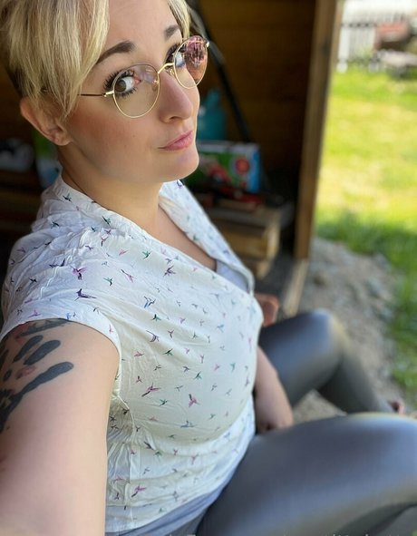 mrstittykatty onlyfans mega