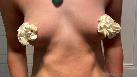 auntybre onlyfans naked porn