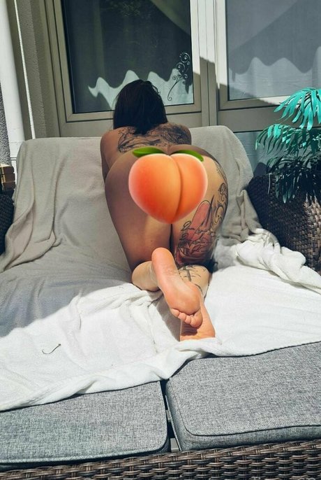 cocolinaa69 onlyfans leaks.