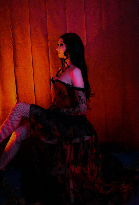 louvrissa nude only fans