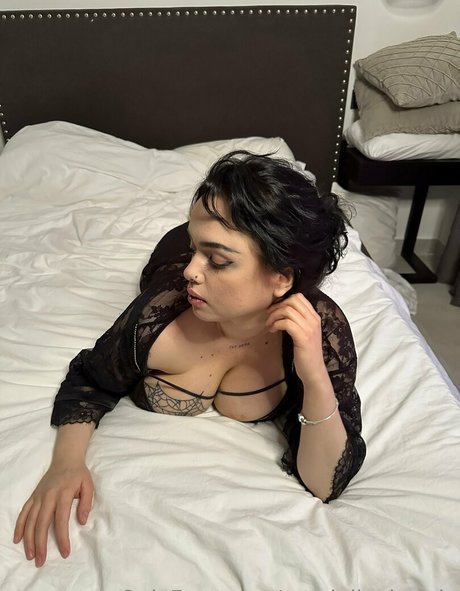 cutejuliavictoria onlyfans pictures