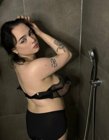 cutejuliavictoria onlyfans pic