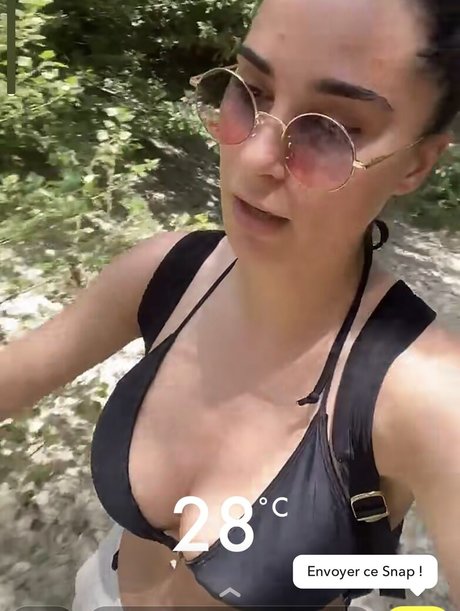 Laura Petard onlyfans model