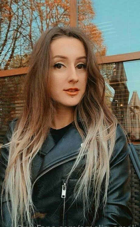 amelia ameli strip onlyfans