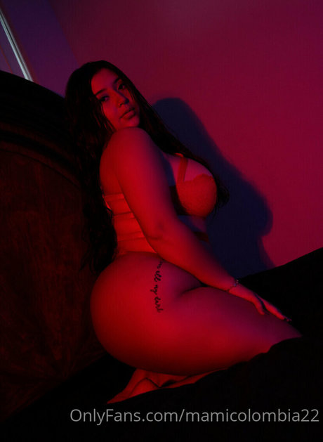 mamicolombia22 onlyfans x