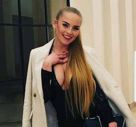 Oksana Neveselaya onlyfans gratis