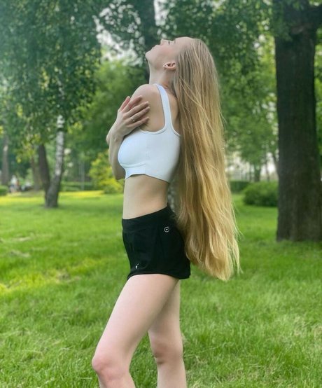 Oksana Neveselaya leaked onlyfans sex