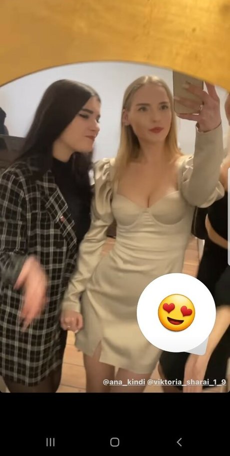 Oksana Neveselaya onlyfans nude pics