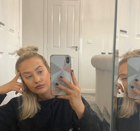 Tia Carter onlyfans nude leaks