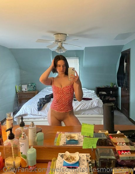 welcometothesmokeshow onlyfans