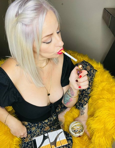 miss hazel80 only fans leak porn