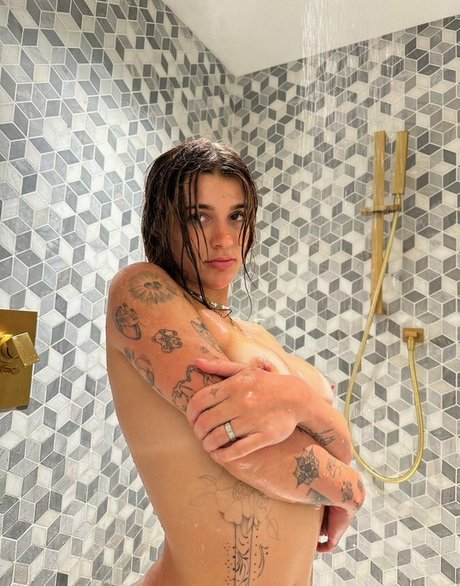 arikytska new onlyfans leak