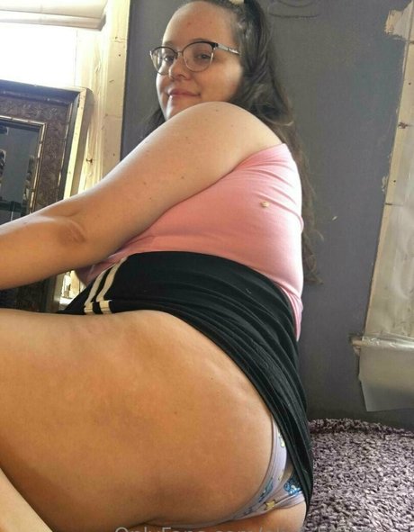 oliviabluntfree onlyfans nude photos