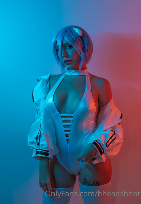 Hheadshhot Profile pic