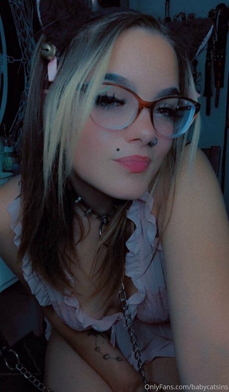babycatsins onlyfans picture