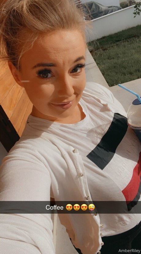 amberriley strip onlyfans