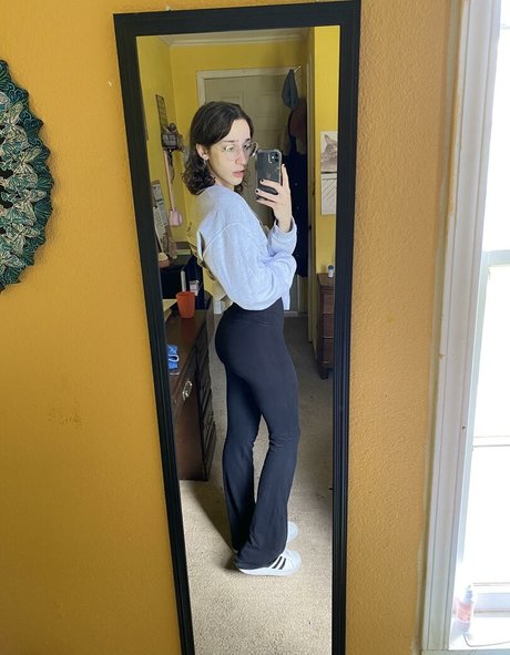 Taylor Hamilton onlyfans sex leak