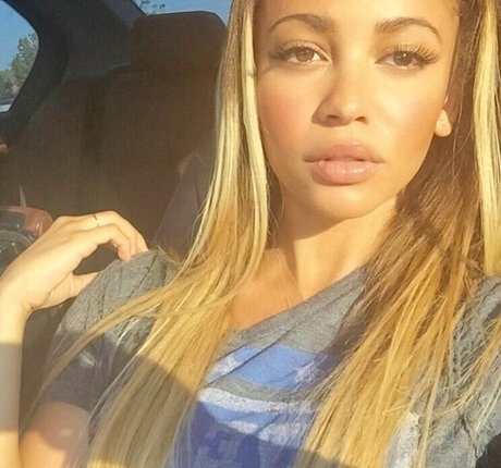 Vanessa Morgan onlyfans pic