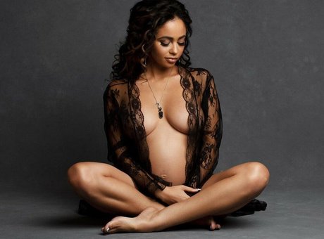 Vanessa Morgan only fans review