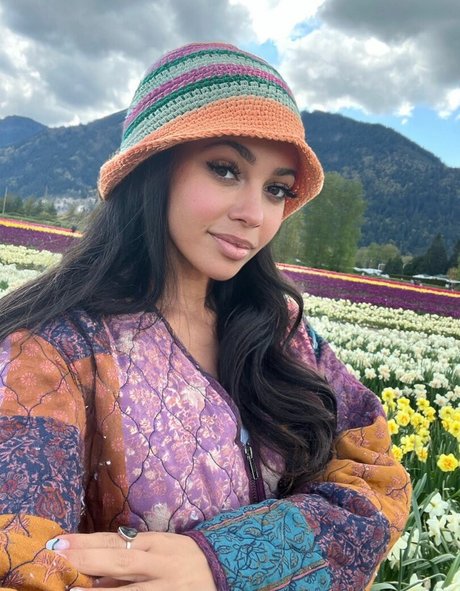 Vanessa Morgan onlyfans nudes