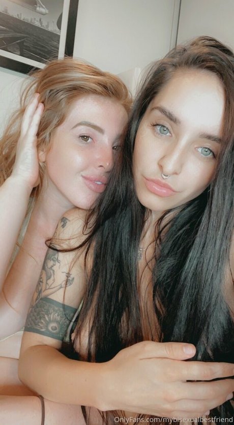yourlesbianfantasyy onlyfans naked