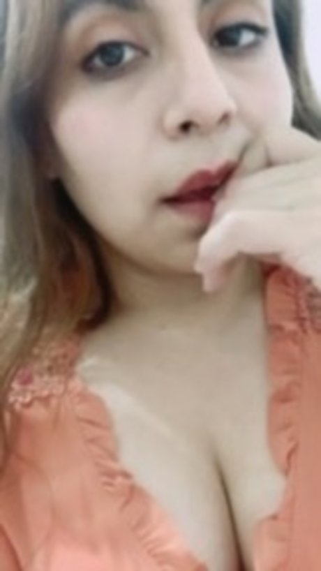 Nubia Salinas only fans nude leaks