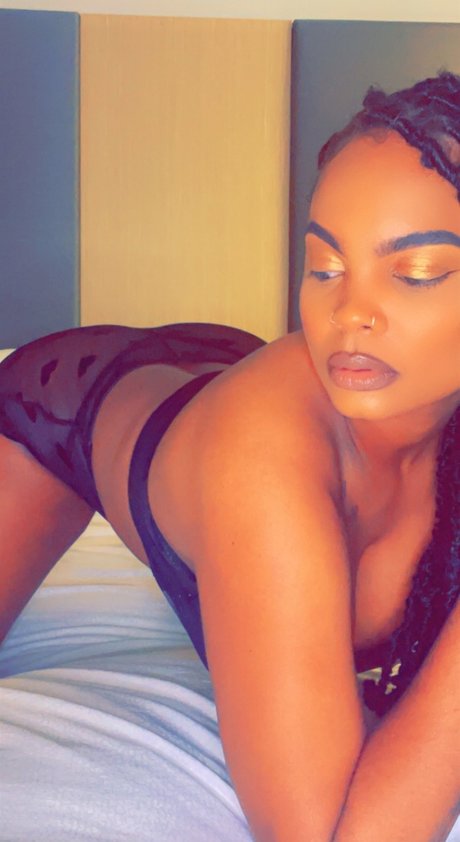 November Danae sexy onlyfans