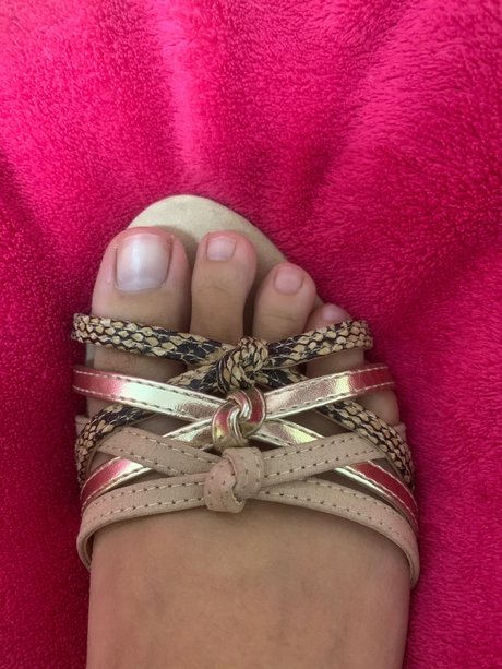 ASMR Cloe feet pies fetish fetiche onlyfans model photo