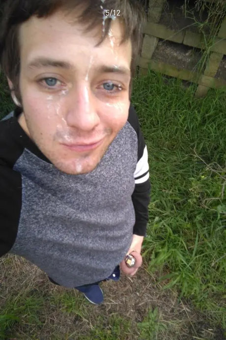 Chastesub93 onlyfans leaked pics