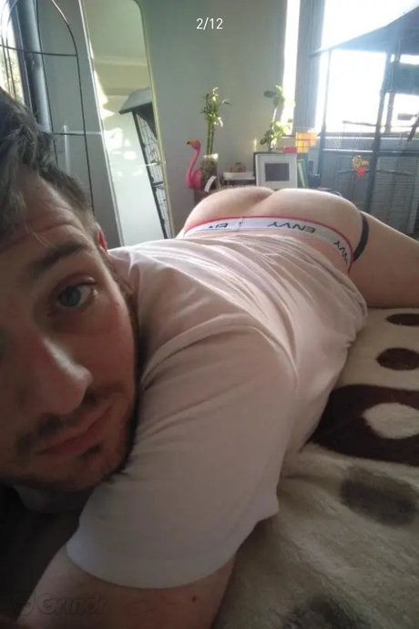 Chastesub93 leaked onlyfans.
