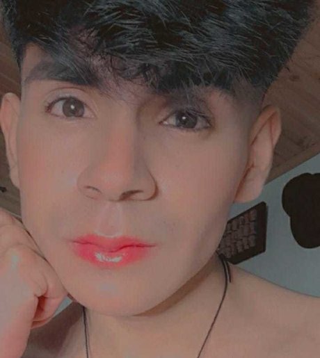 alexis cuellar onlyfans gratis