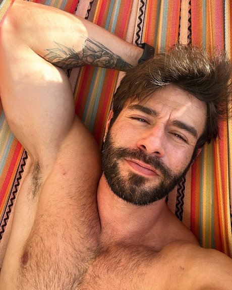 Alexandre Baia onlyfans model images