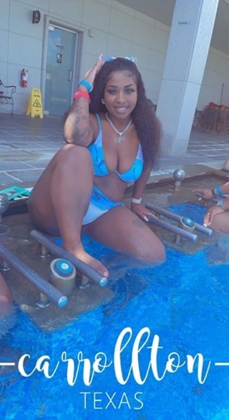 TheRealOne onlyfans strip