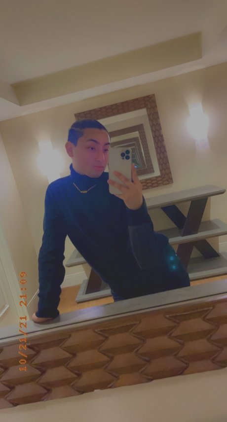 Aaron Star onlyfans nudes leaked