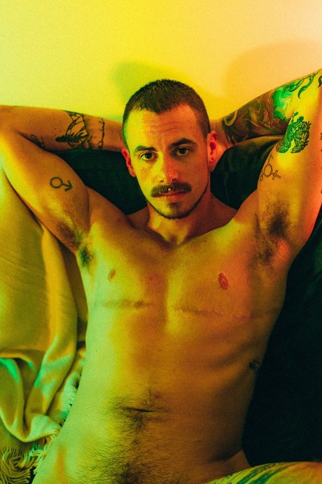 Aiden Dean onlyfans porn