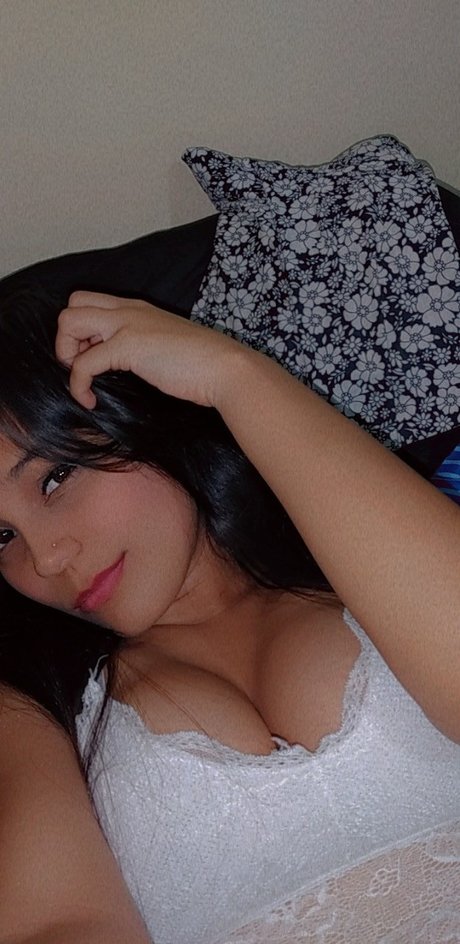 Alejandra cupitra nude leaks onlyfans