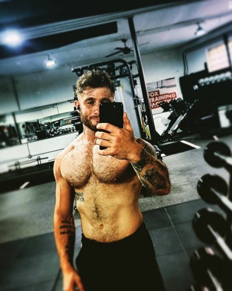 Jake Glory nude leaks onlyfans