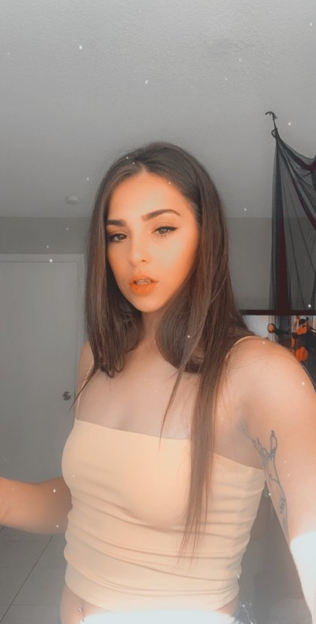 Sofie Reyez onlyfans porn leaked