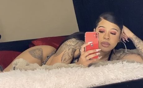 OfficialBadassBre onlyfans model