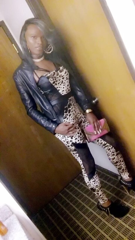 London dior only fans naked