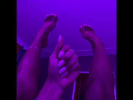 Asabi s Feet onlyfans picture