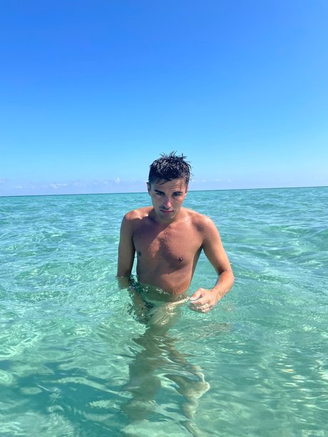 Only Tom_ naked only fans