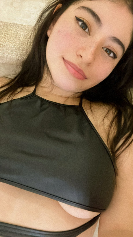 Kat Babe onlyfans nude pics