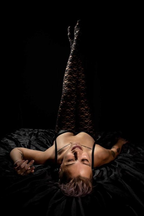 Rowan Elric onlyfans leaj