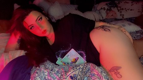 SMOLL GOTH GF leaked onlyfans content