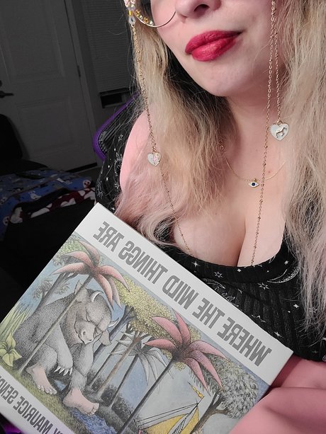 Once Upon A Story onlyfans nude pics