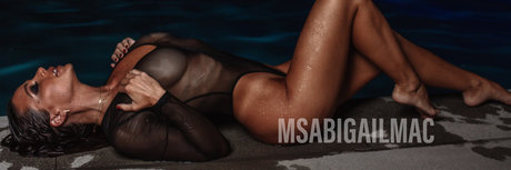 Abigail Mac only fans nude leaks