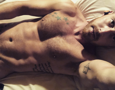 Aidan Anthony topless onlyfans