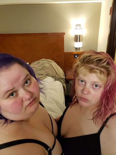 Alice The Cat onlyfans leams